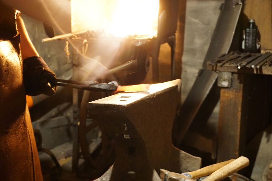 Gjutarnatta Hylténs Smed Hantverk Smedjan Glöd Eld November 2022